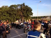 Fm69K_g-6nk.webp