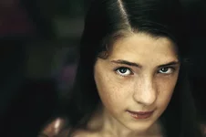 alena_color_rev.webp