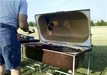 white-trash-repairs-tub-b-que.webp