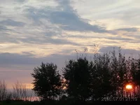 32_hf.webp