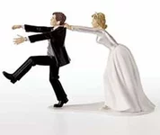 funny-wedding-cake-topper01.webp