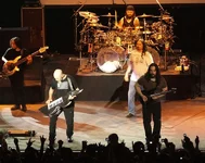 753px-Dream_Theater_2326994259_c689a5f104_o.webp