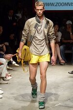 socks-and-sandals-catwalk-02.jpg