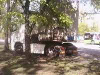 002.webp