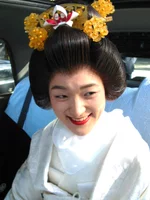 japanese_woman_02.webp