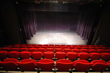 salle_theatre.jpg