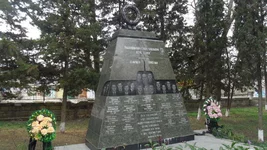 1360PX~1.jpg
