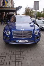7X6U_A35_-E.webp