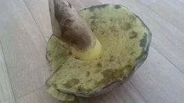  нога темнеет от прикосн не брать.webp