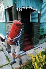 Neumelo ustanovlennye gazovye ballony legko mogut vzorvat'sja.webp