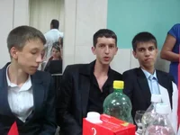 x_b3128e2c.webp