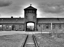 Концлагерь-Освенцим-1.jpg
