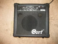комбопідсилювач для бас-гітари Cort CM10B